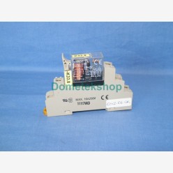 OMRON G2R-1-SND with base OMRON P2RF-05-E